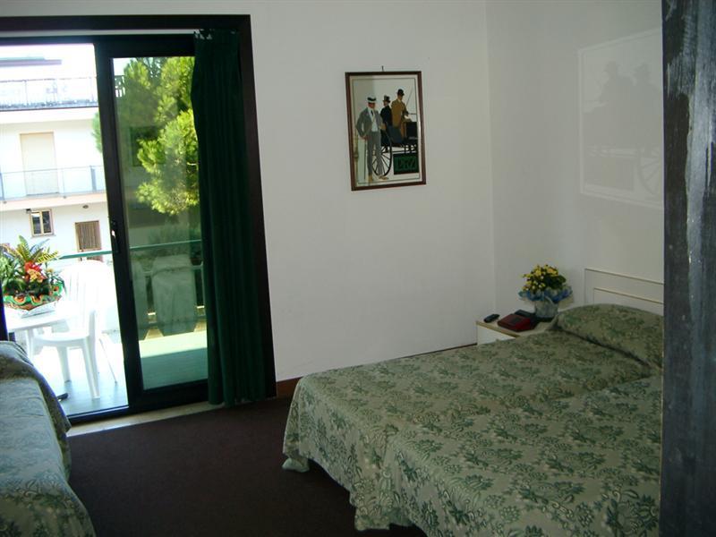 Hotel Aldebaran Lido di Jesolo Dış mekan fotoğraf